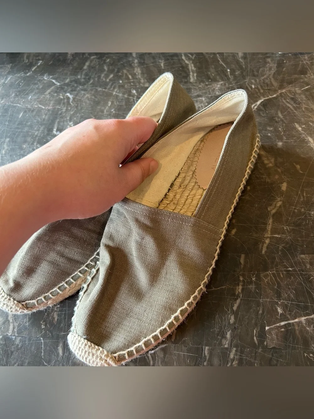 J. Crew Made-in-Spain Espadrille Flats in Linen Rich Olive Women’s Size 8